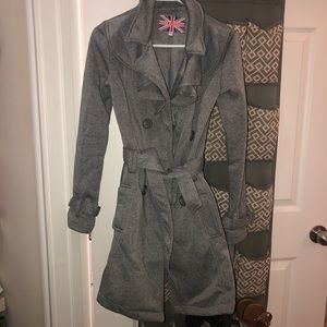 GREY TRENCH WITH FLARE, BIG BUTTONS AND BELT